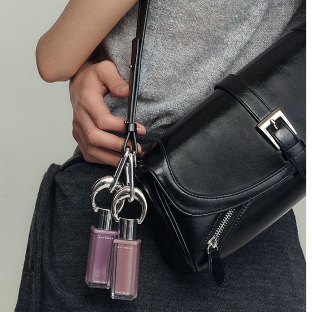 New in Box - Kbeauty Entropy Lip Gloss Keychain Bag Charm
